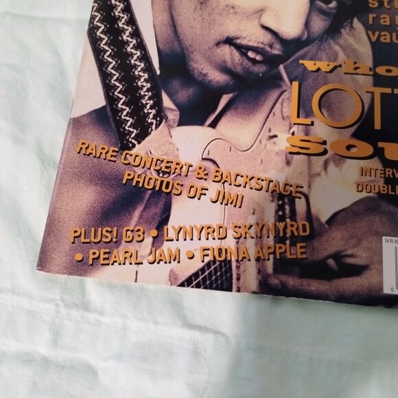 Experience Hendrix Issue 6 – Jan/Feb 1998 – Uncirculated Magazine MINT CONDITION - Picture 3 of 10